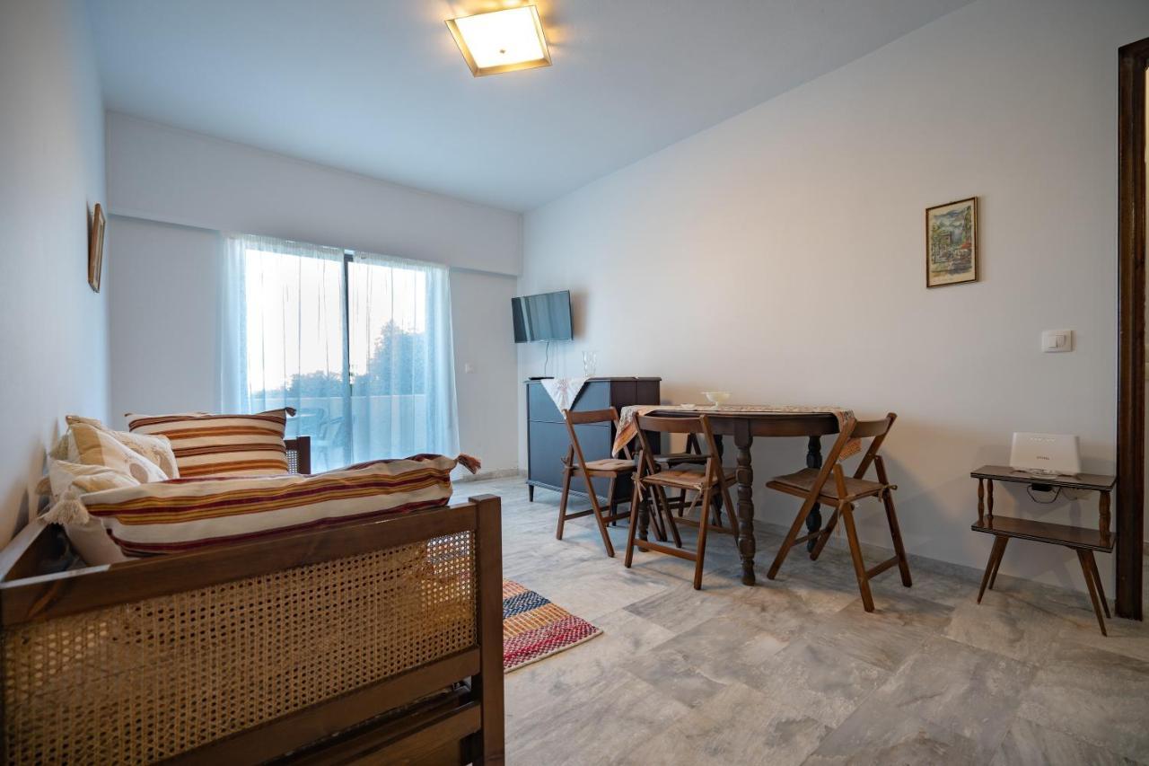 Rafina 1 Bedroom 4 Persons Apartment By Mps Bagian luar foto