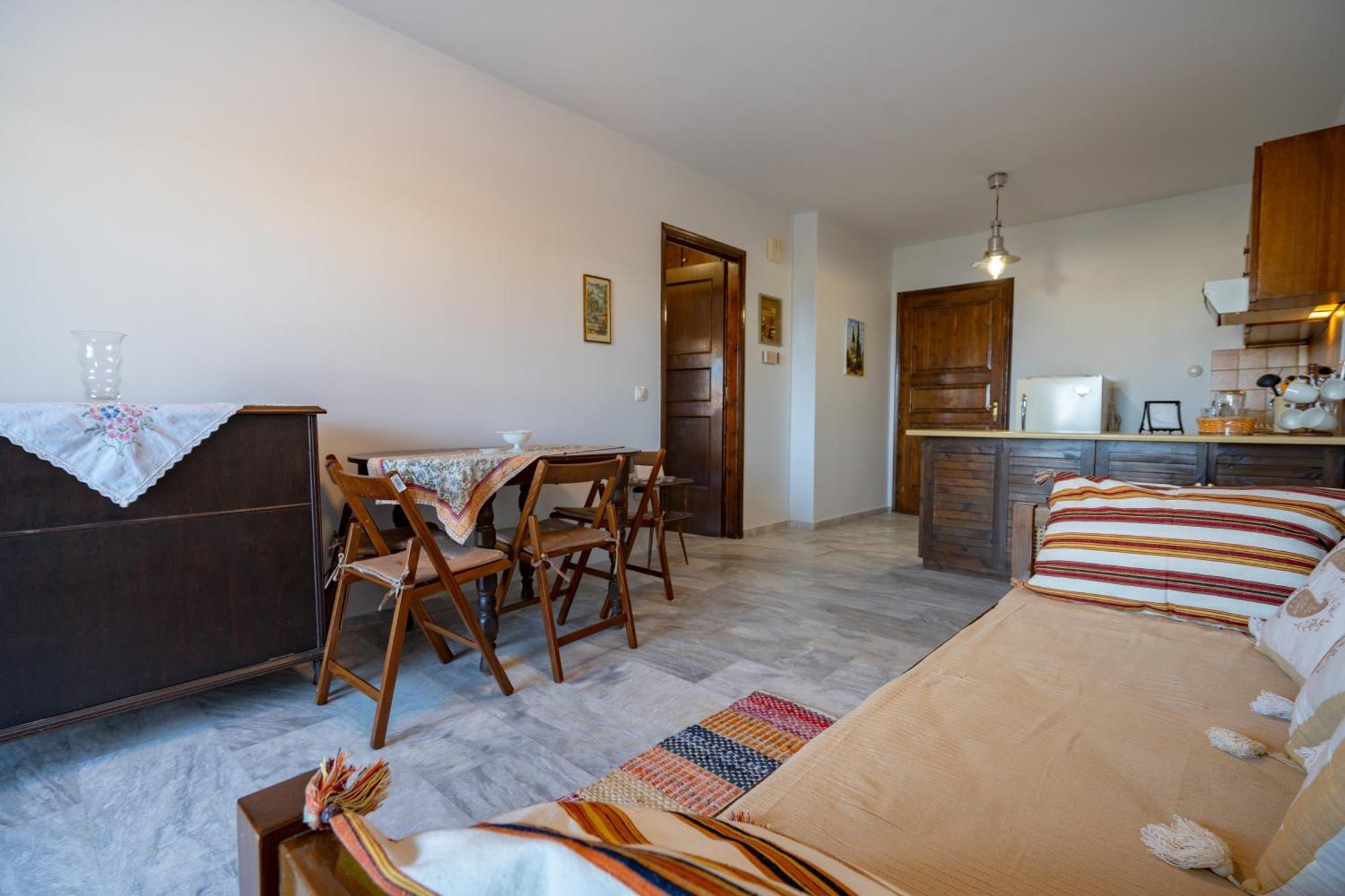 Rafina 1 Bedroom 4 Persons Apartment By Mps Bagian luar foto